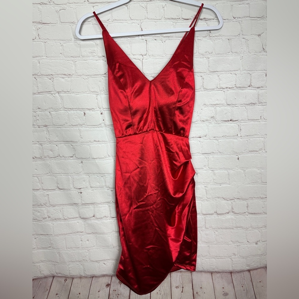 Teeze Me red satin sleeveless party holiday Formal Homecoming dress, sz S